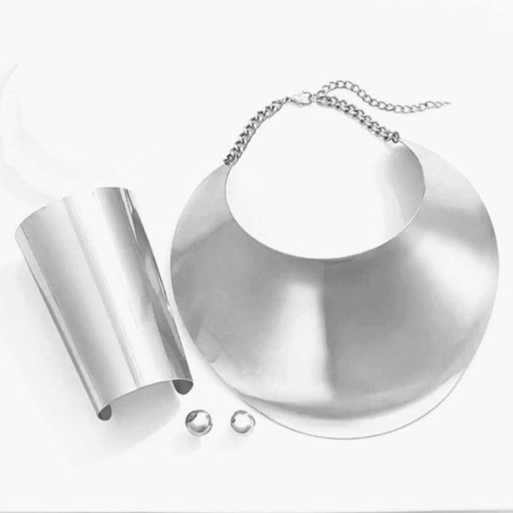 Jewelry - 3 Piece Silver Oversized Statement Choker Necklace with Cuff Bracelet & Earrings